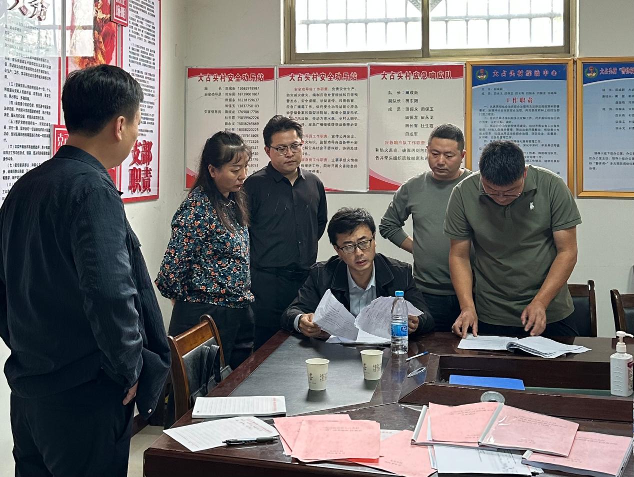 法律风险防在前 河南德秀律师送法进大占头村 法律风险防在前 河南德秀律师送法进大占头村